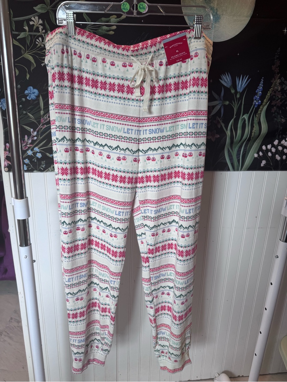 Cozy Holiday wondershop at target Pajama Pants - Cream & Pink